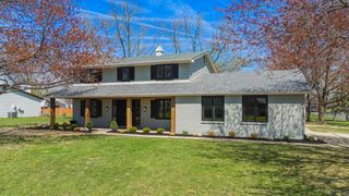 5629 Tomahawk Trl, Fort Wayne, IN 46804
