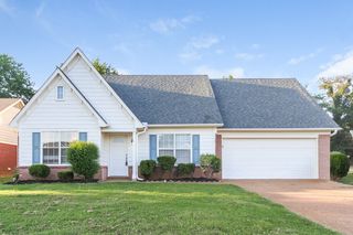4404 Shadow Ridge Dr, Horn Lake, MS 38637