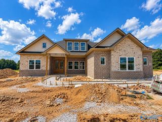 22137 Spyglass Ln, Athens, AL 35613