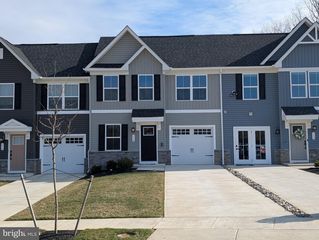 114 Red Lion Ct, Atco, NJ 08004