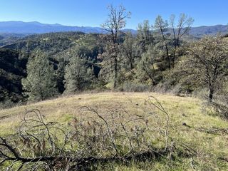 238 Fiddlers Ln, Igo, CA 96047