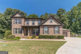 9240 Holly Wood Dr, Gainesville, GA 30506