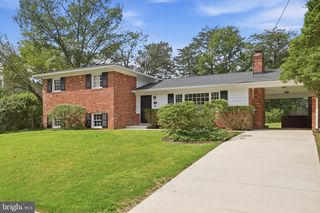 1340 N  Ivanhoe St, Alexandria, VA 22304