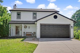 420 Cattleman Ct, Lawrence, KS 66049