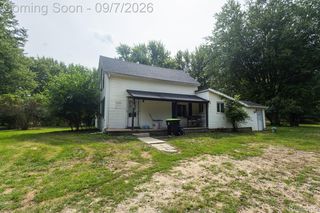 8368 Vassar Rd, Millington, MI 48746
