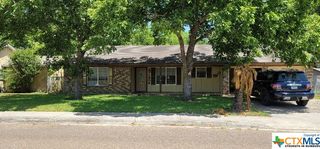1805 Leary Ln, Victoria, TX 77901
