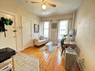19 S  Russell St #4, Boston, MA 02114