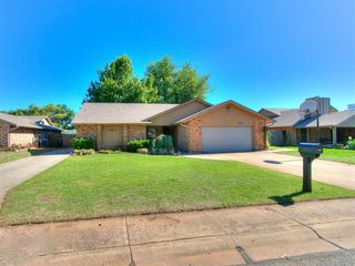 1910 Bowling Green Pl, Norman, OK 73071