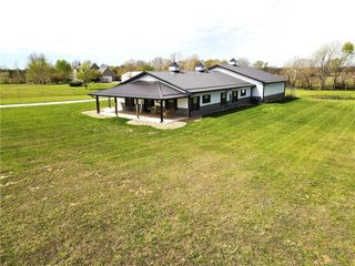 690 SW T Hwy, Holden, MO 64040