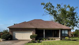 317 Centerview Dr, Shepherdsville, KY 40165