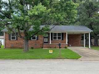 159 Toma Jean Dr, Paragould, AR 72450