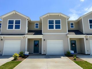 6034 Tavener Dr, Spartanburg, SC 29307