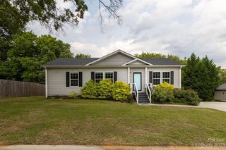 203 E  Taylor St, Landis, NC 28088