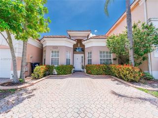 10297 SW 162nd Ct, Miami, FL 33196