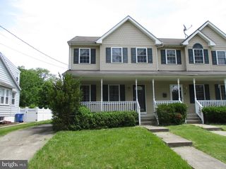 105 N Coles Ave, Maple Shade, NJ 08052