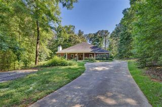 190 Oak Hill Cir, Covington, GA 30016