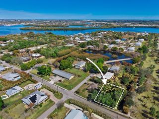 3529 SW Cornell Avenue, Palm City, FL 34990