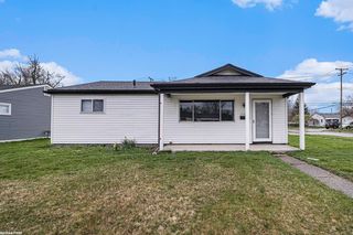 23263 Lauren Ave, Warren, MI 48089