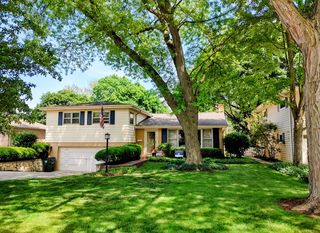 311 N  Beverly Ln, Arlington Heights, IL 60004