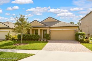 1275 Fuji Dr, Melbourne, FL 32940