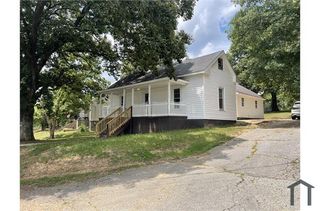 930 McConnell Ave, Eden, NC 27288