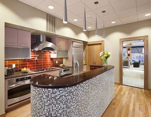 1 Regency Plz #2-0906, Providence, RI 02903