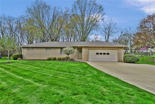 5637 Griffith Ave NW, North Canton, OH 44720
