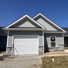 49 Brookley Dr, Louisville, KY 40229