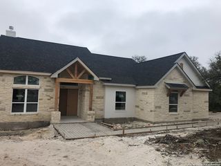 423 HIDDEN SPRINGS DR, Spring Branch, TX 78070