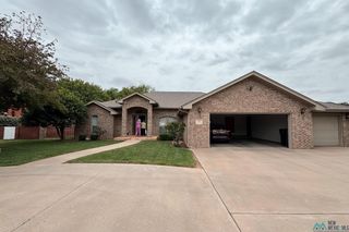 1725 Saint Andrews Dr, Clovis, NM 88101