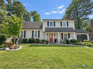 1141 Cumberland Dr, Colonial Heights, VA 23834