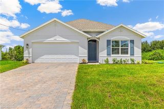 504 LONE STAR LN, Lehigh Acres, FL 33974