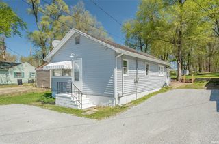816 N  Roosevelt St, Silver Lake, IN 46982