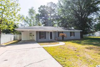 215 Ashley Ave, Rayville, LA 71269