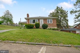 105 N  30th St, Harrisburg, PA 17111