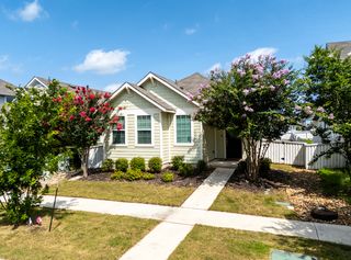 125 Fabion St, Kyle, TX 78640