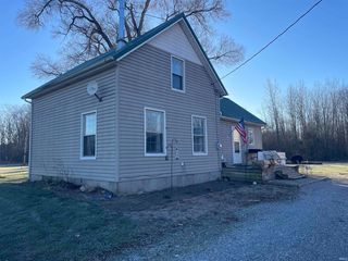 2051 18th Rd, Tippecanoe, IN 46570