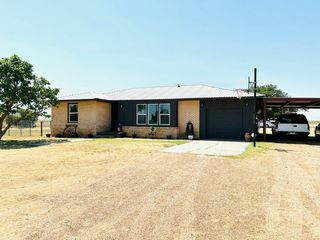209 W  Nichols Ave, McAdoo, TX 79243