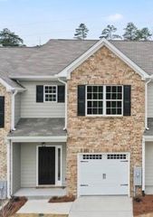1520 Bluff Valley Cir #37, Gainesville, GA 30504