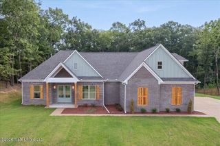 9678 Vaughters Cv, Olive Branch, MS 38654