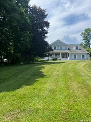 9 Mystic Glen Place, Fishkill, NY 12524