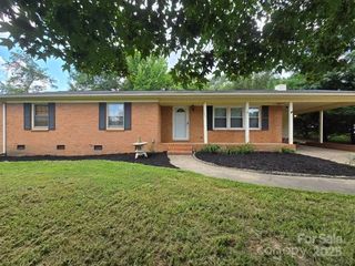1579 S  Oak Dr, Shelby, NC 28150