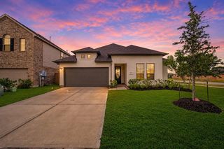 2502 Ocean Key Dr, La Marque, TX 77568