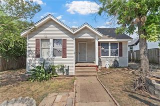 1725 N  23rd St, Waco, TX 76707