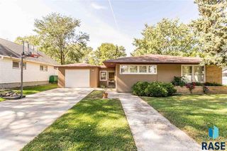 105 N  North St, Viborg, SD 57070