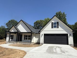 145 Covenant Dr NE #2, Cleveland, TN 37323