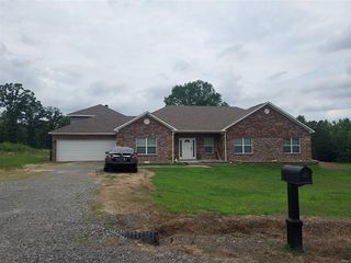 8 Conley Ln, Conway, AR 72032