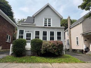 16 Asbury St, Rochester, NY 14620