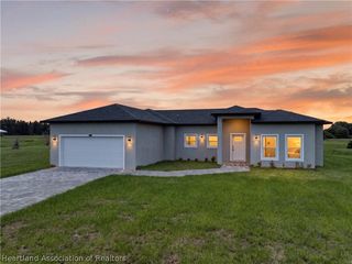 357 Costa Bravo Dr, Sebring, FL 33876