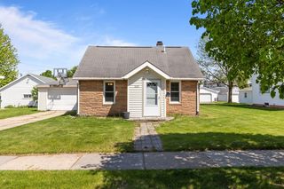 125 S  John St, Kimberly, WI 54136